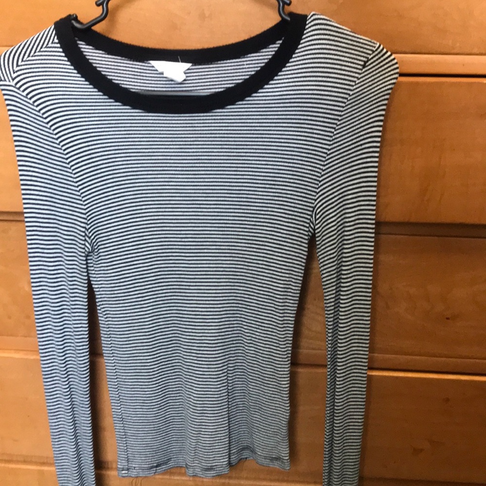 Striped long sleeve crop top